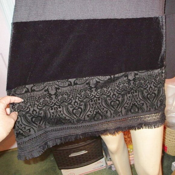 Calessa Mixed Media Tunic Top Size 2X Velvet Lace Embroidered Artsy Vamp Witchy - Picture 3 of 11